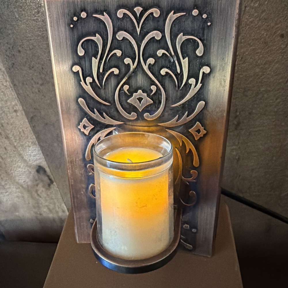 GE CandleLite Faux Copper Scroll Wall Sconce LED Night Light Dusk Dawn Flicking
